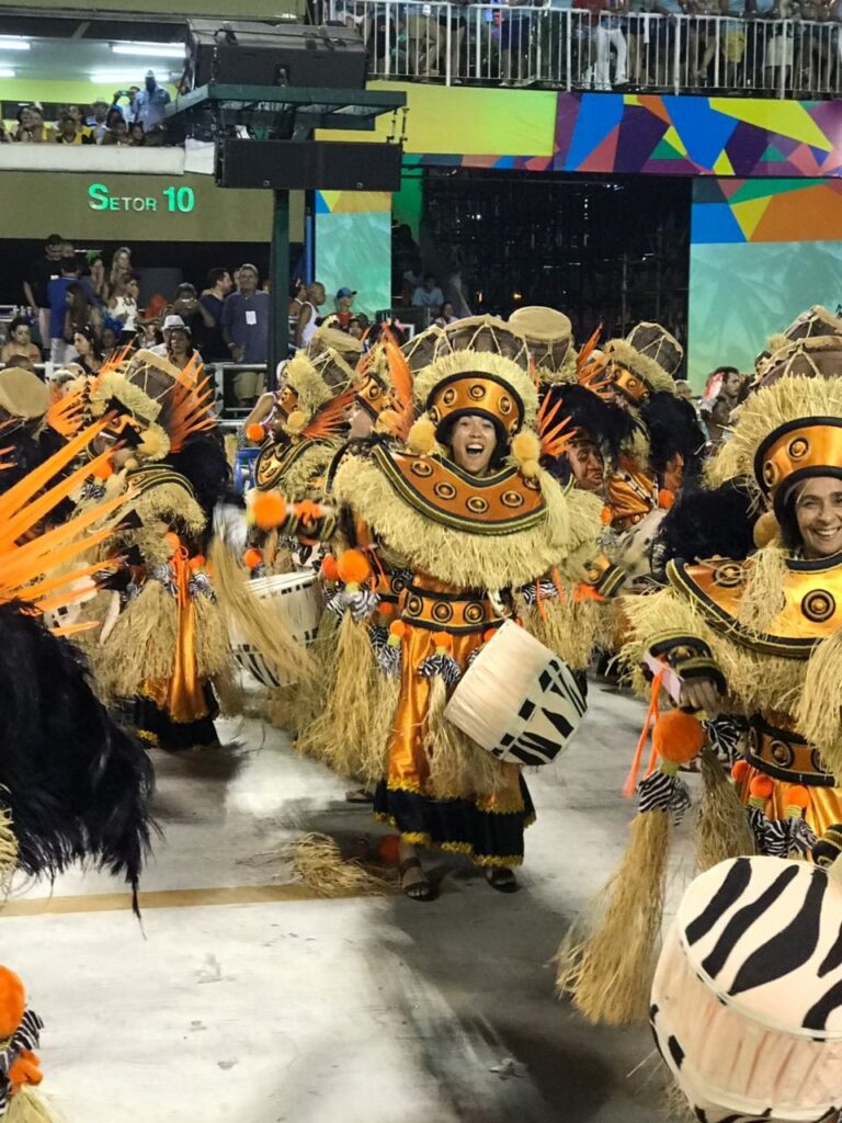 Mayumi no desfile da Imperatriz Leopoldinense que homenageou o bicentenário do Museu Nacional